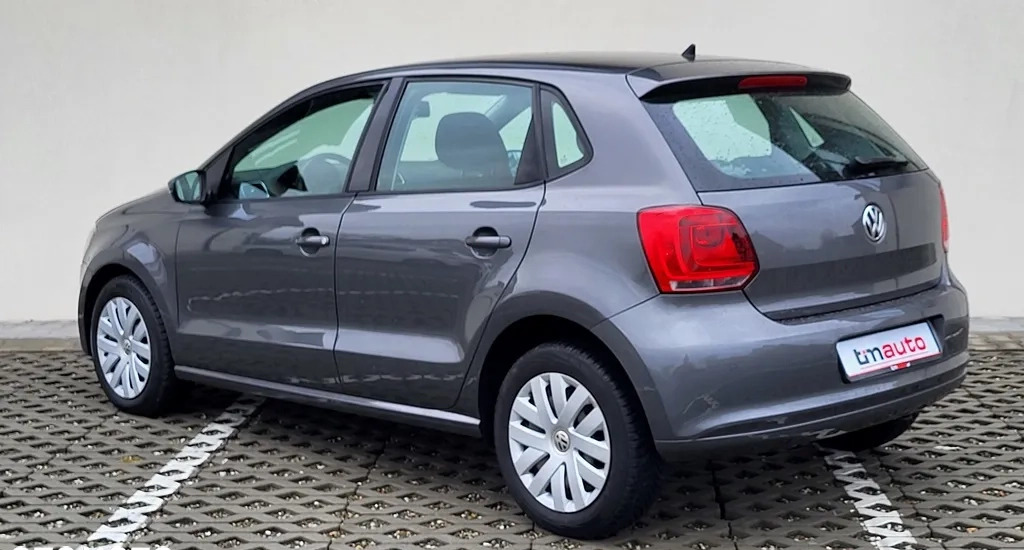 Volkswagen Polo cena 29900 przebieg: 136000, rok produkcji 2014 z Ząbki małe 466